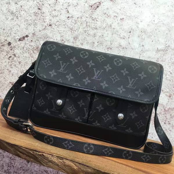 Louis Vuitton Monogram Eclipse Shoulder Bags 40138