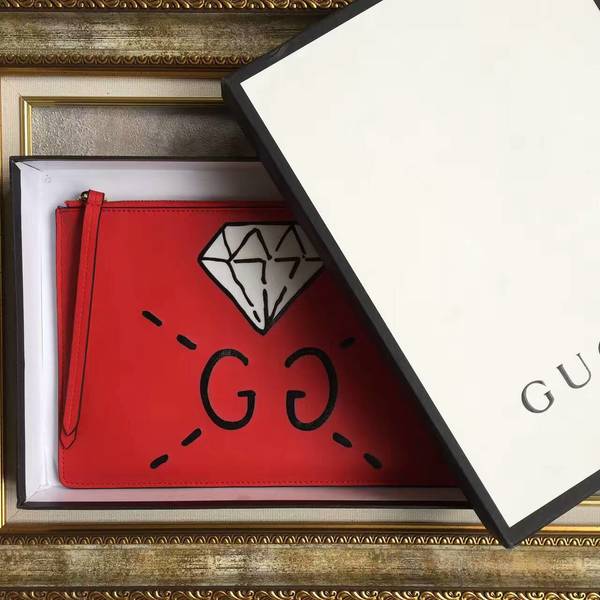 Gucci Diamond Clutches 445597 Red