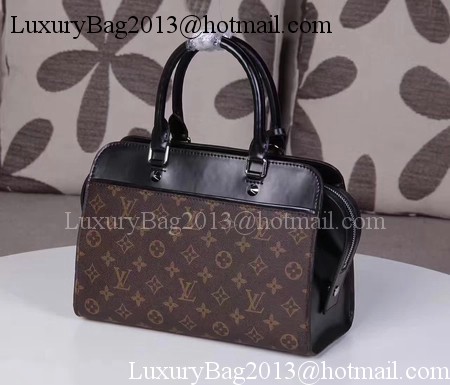 Louis Vuitton Monogram Canvas VANEAU M51238