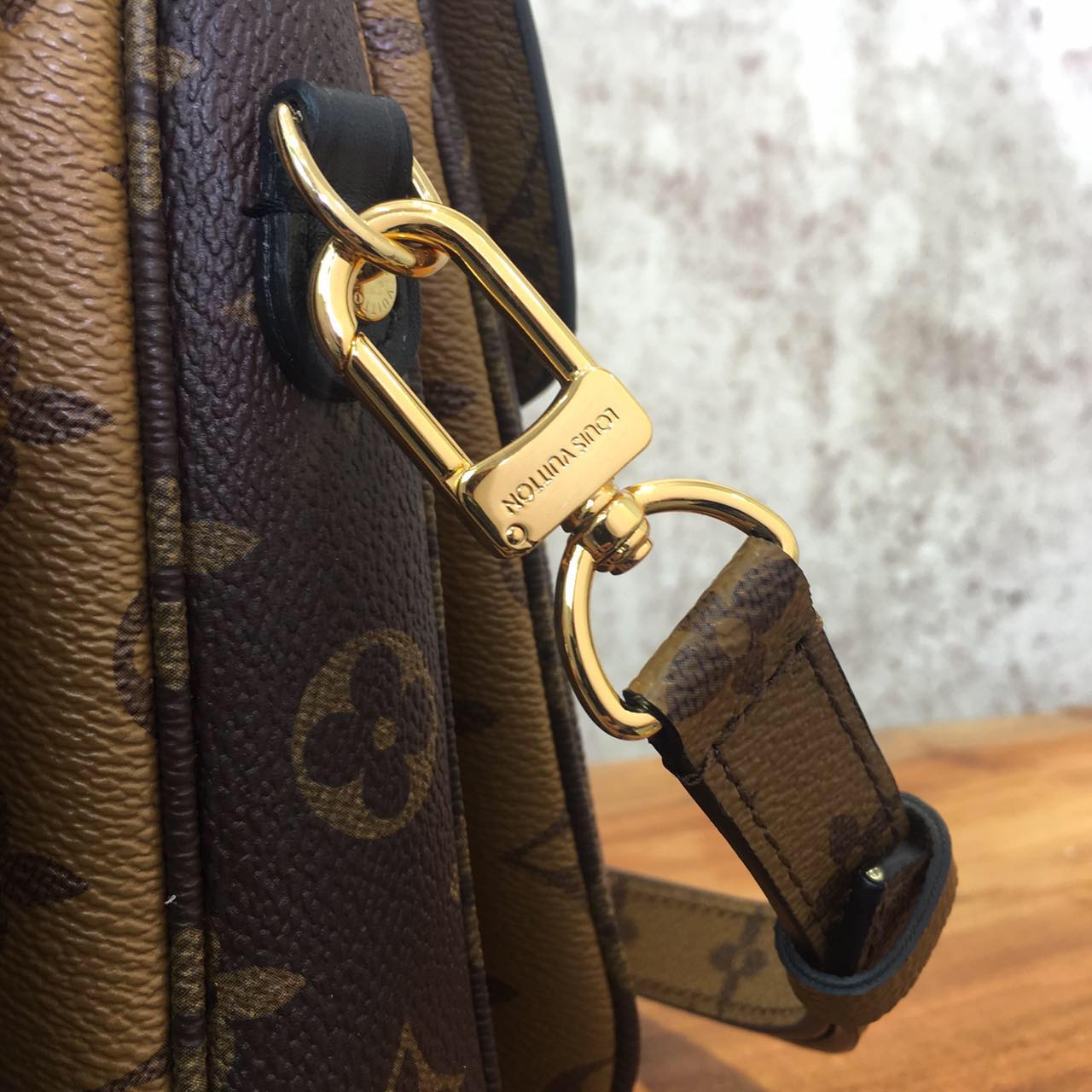 Louis Vuitton Monogram Canvas Pochette Metis Bag 40780 Camel