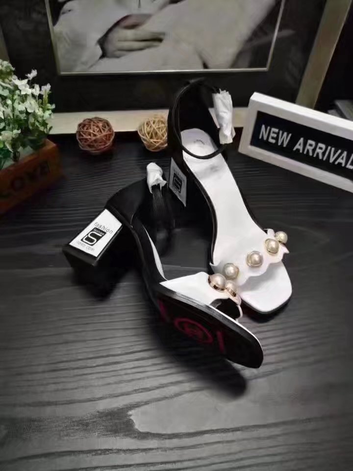 Chanel 60mm Sandal Leather CH2147 White