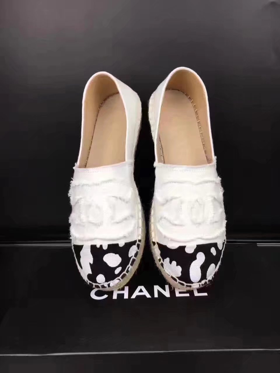 Chanel Casual Shoes Leather CH2139B