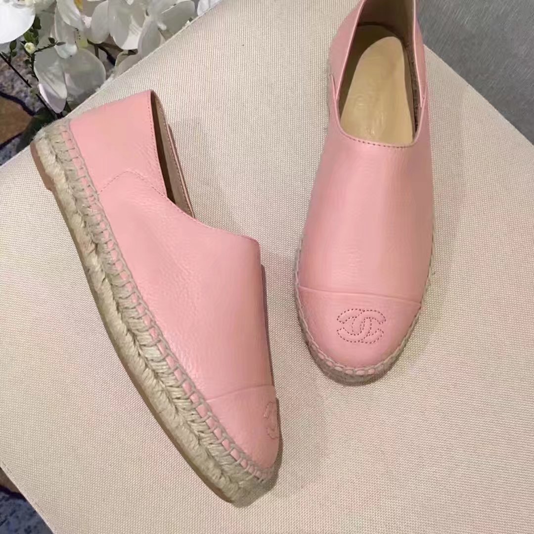 Chanel Casual Shoes Leather CH2145 Pink