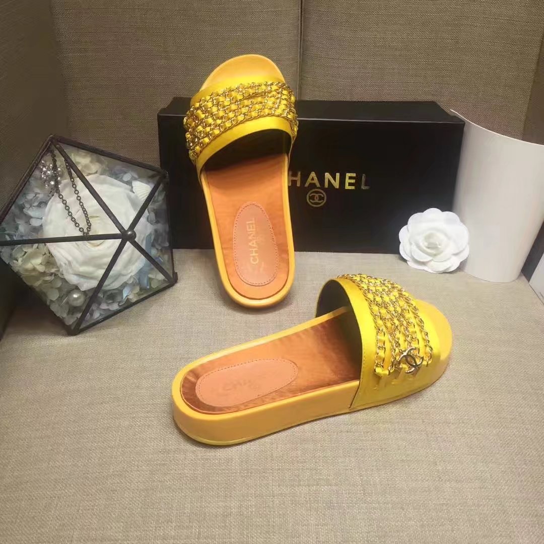 Chanel Slipper Leather CH2149 Yellow