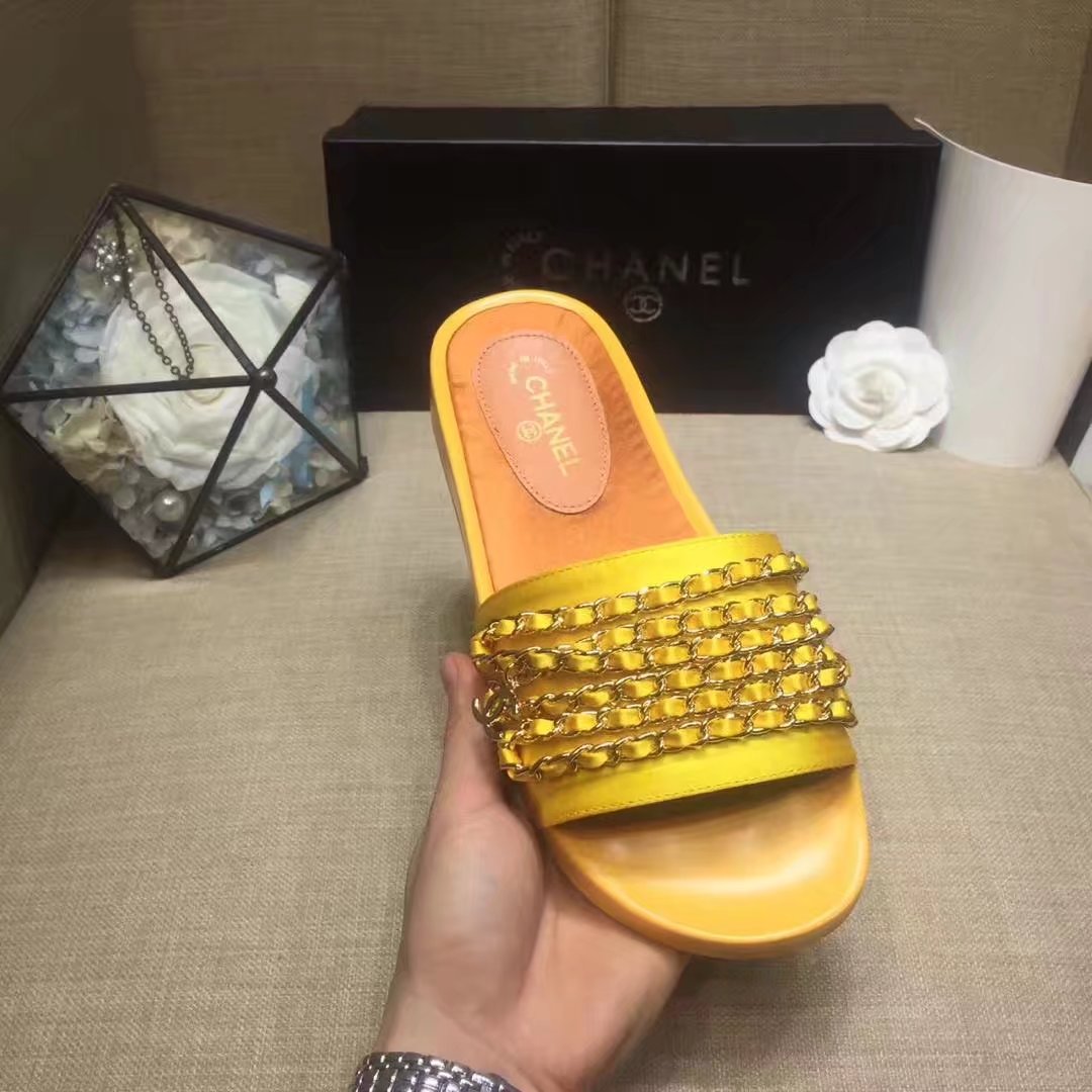 Chanel Slipper Leather CH2149 Yellow