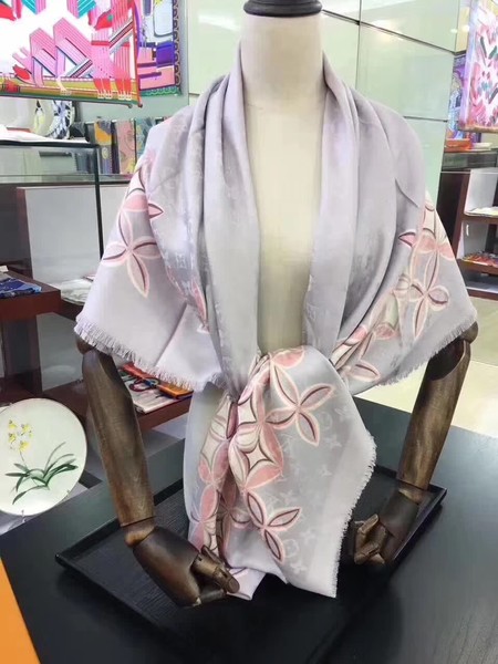 Louis Vuitton Scarf LV2847 Grey