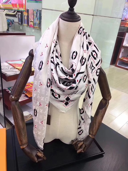 Louis Vuitton Scarf LV2849 White