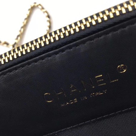 Chanel Shoulder Bag Black Sheepskin Leather V6845 Gold