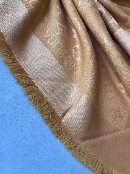 Louis Vuitton Scarf LVS919168A