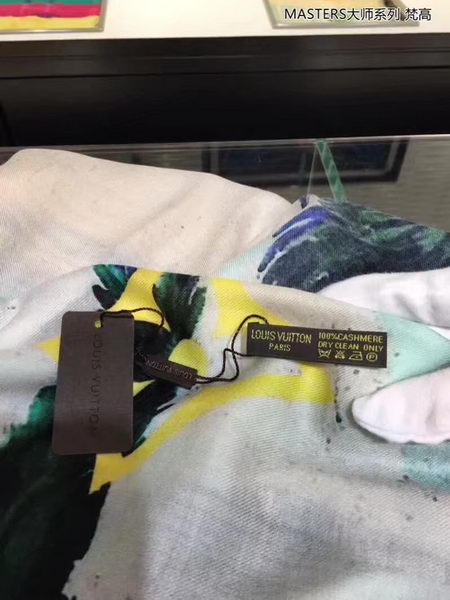 Louis Vuitton Scarf LVS919268