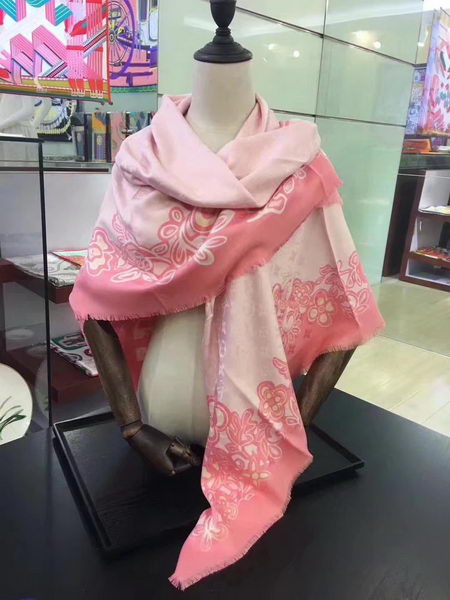 Louis Vuitton Scarf LVS919868A