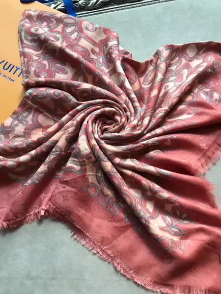 Louis Vuitton Scarf LVS92116B