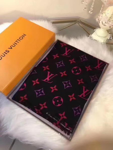 Louis Vuitton Scarf LVS9218A