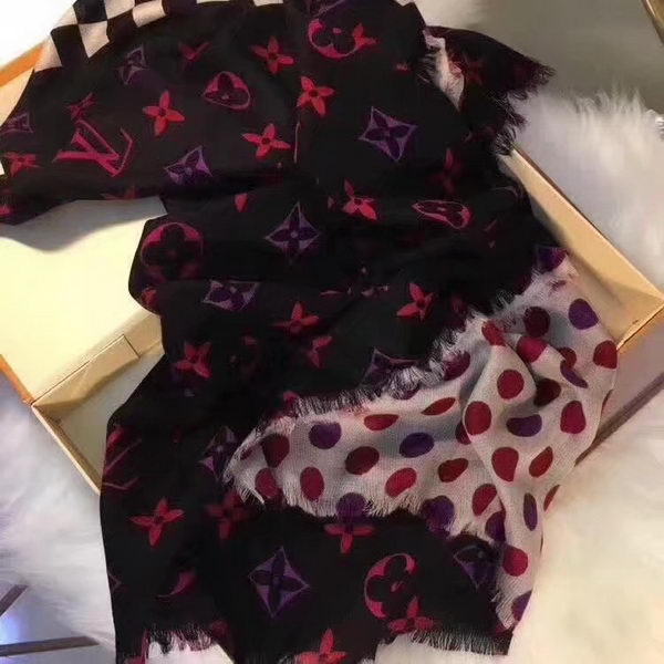 Louis Vuitton Scarf LVS9218A