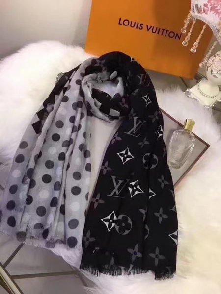 Louis Vuitton Scarf LVS9218C