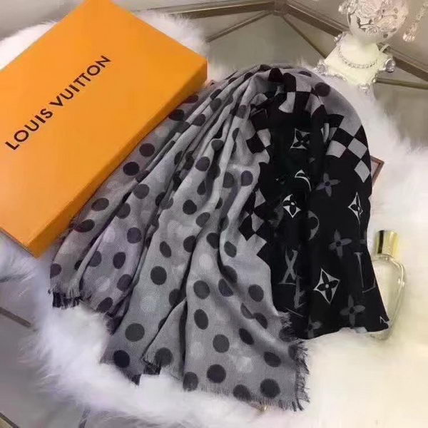 Louis Vuitton Scarf LVS9218C