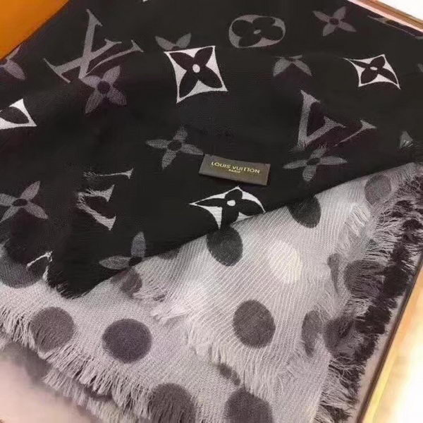 Louis Vuitton Scarf LVS9218C