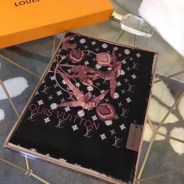 Louis Vuitton Scarf LVS9222