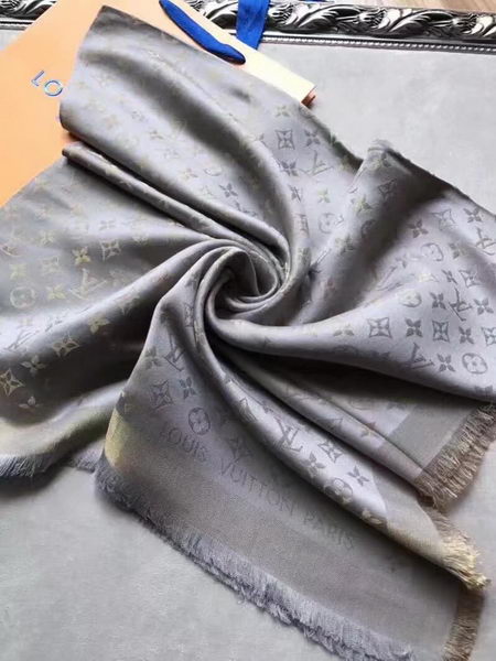 Louis Vuitton Scarf LVS9224B