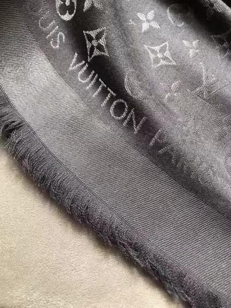 Louis Vuitton Scarf LVS9224C