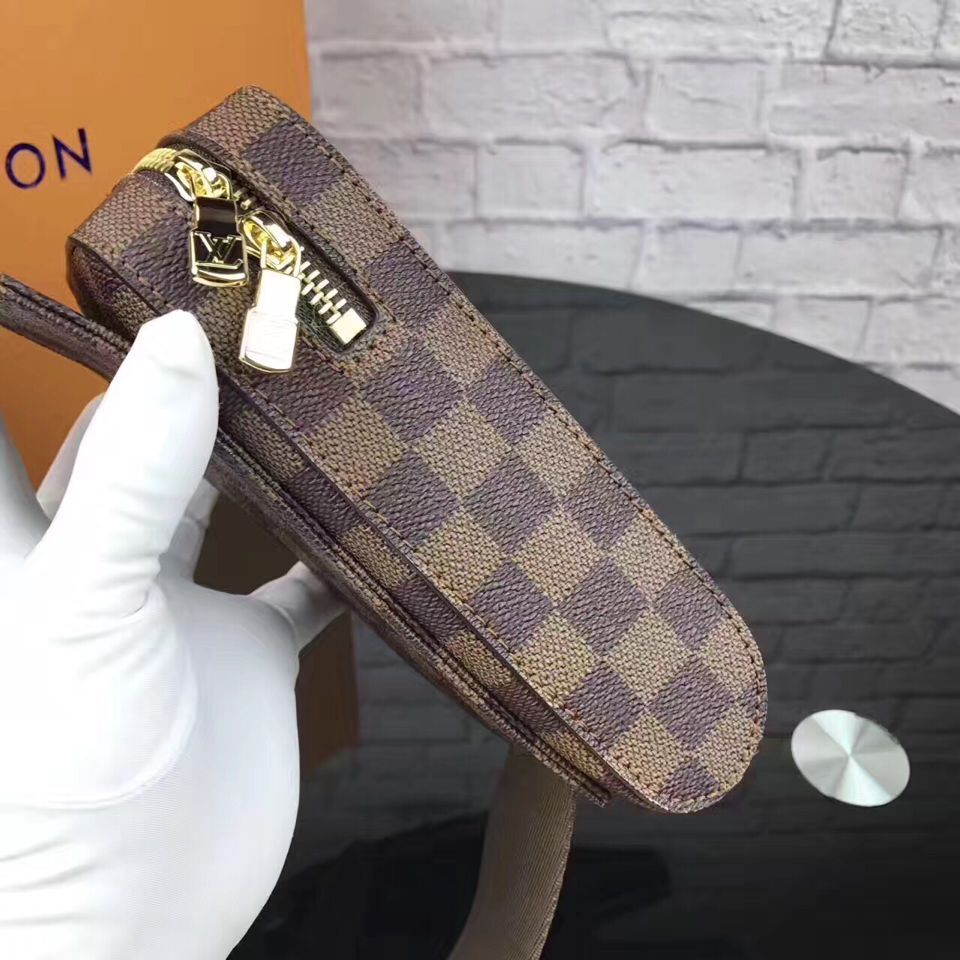 Louis Vuitton Damier Ebene Canvas M49926