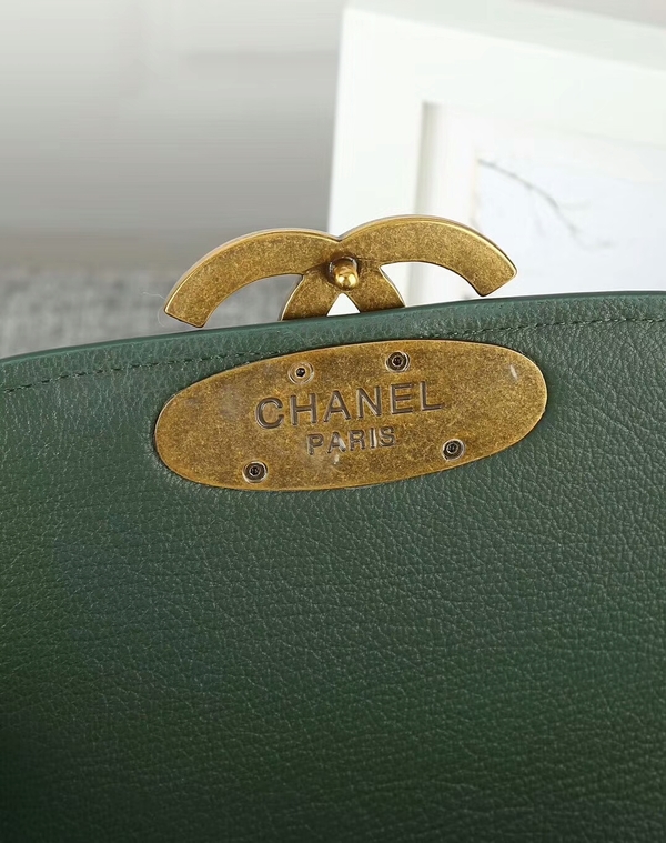 Chanel 2017 Original Python Leather Shoulder Bag 8125 Green