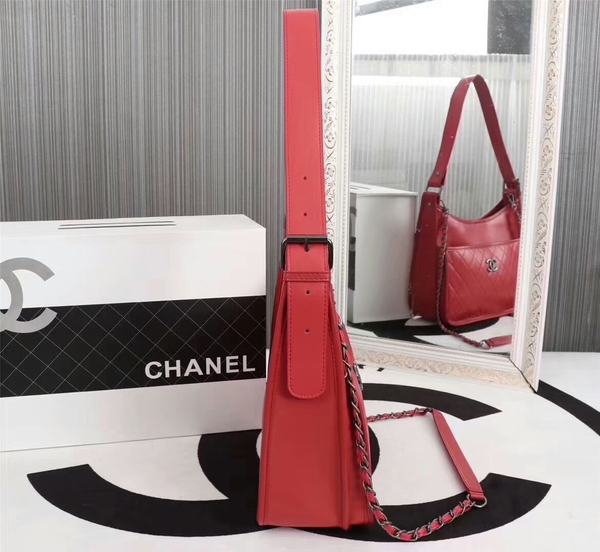 Chanel 2017 Calfskin Leather Tote Bag 8129 Red