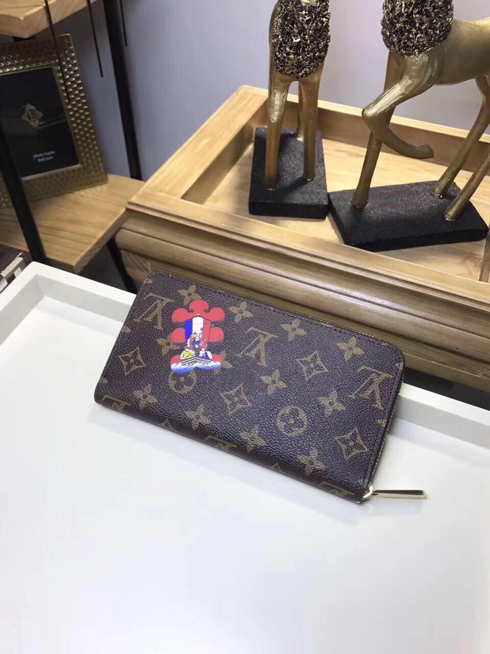 Louis Vuitton DODOStyle Monogram Canvas Zippy Wallet M60292