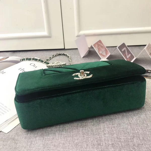 Chanel LeBoy 2017 Velvet Leather 67085 Green