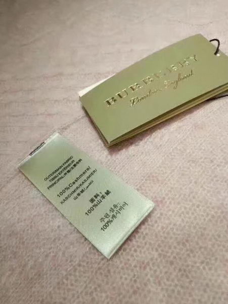 Burberry Cashmere Scarf BU1105D