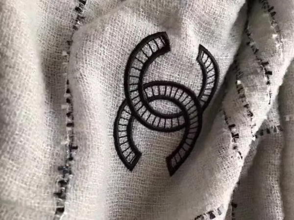 Chanel Cashmere Scarf CH1111A