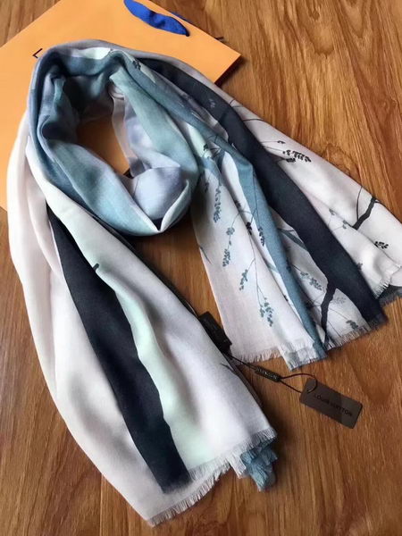 Louis Vuitton Cashmere Scarf LV1102A