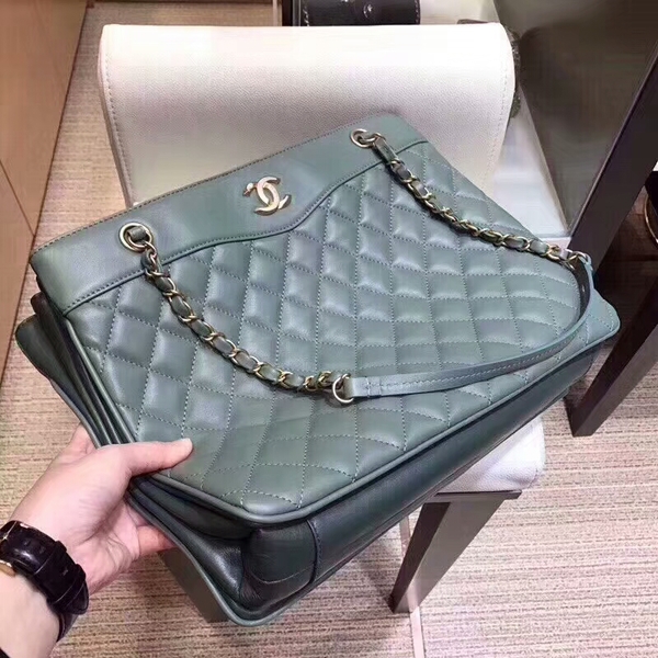 Chanel Original Sheepskin Leather Tote Bag 8810 Green