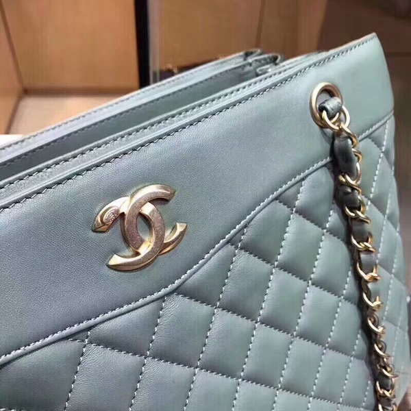 Chanel Original Sheepskin Leather Tote Bag 8810 Green