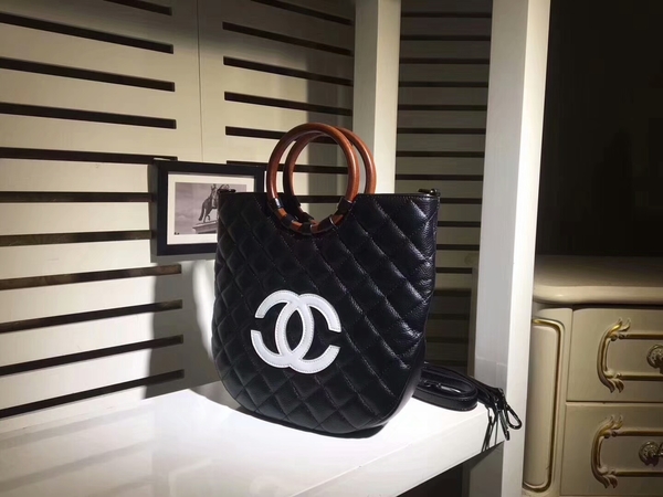 Chanel Calfskin Leather Tote Bag 8009 Black&White