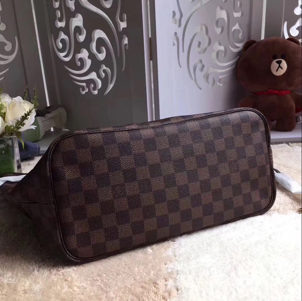 Louis Vuitton Damier Ebene Canvas M40156