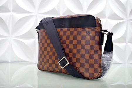 Louis Vuitton Damier Ebene Canvas Shoulder Bag N41569