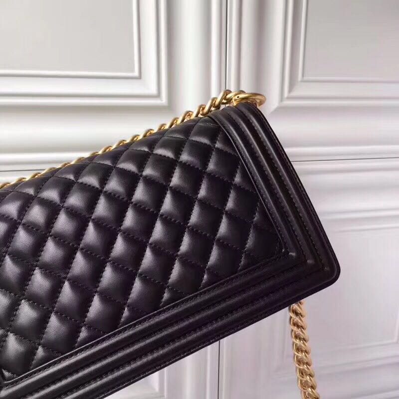 Chanel Boy Flap Original Sheepskin Leather Shoulder Bags A67086 Black