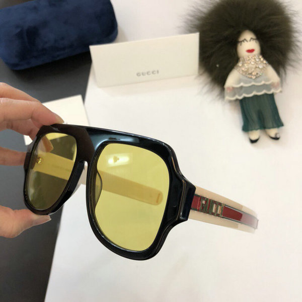 Gucci Sunglasses GGS150272G10