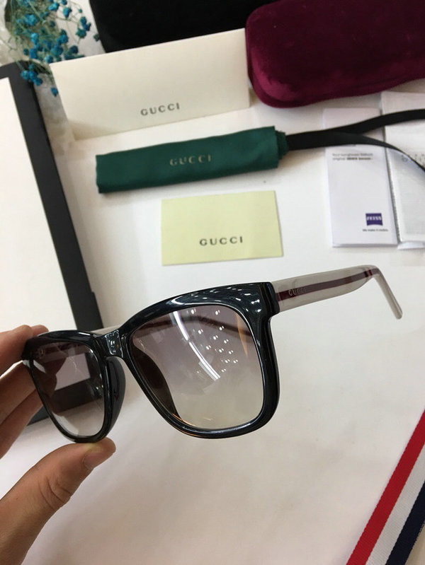 Gucci Sunglasses GGS150272G129