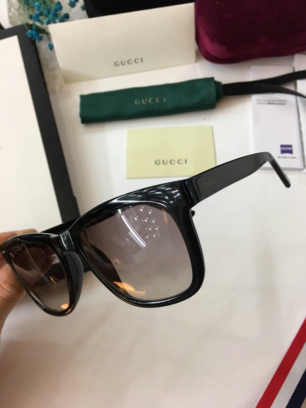 Gucci Sunglasses GGS150272G131