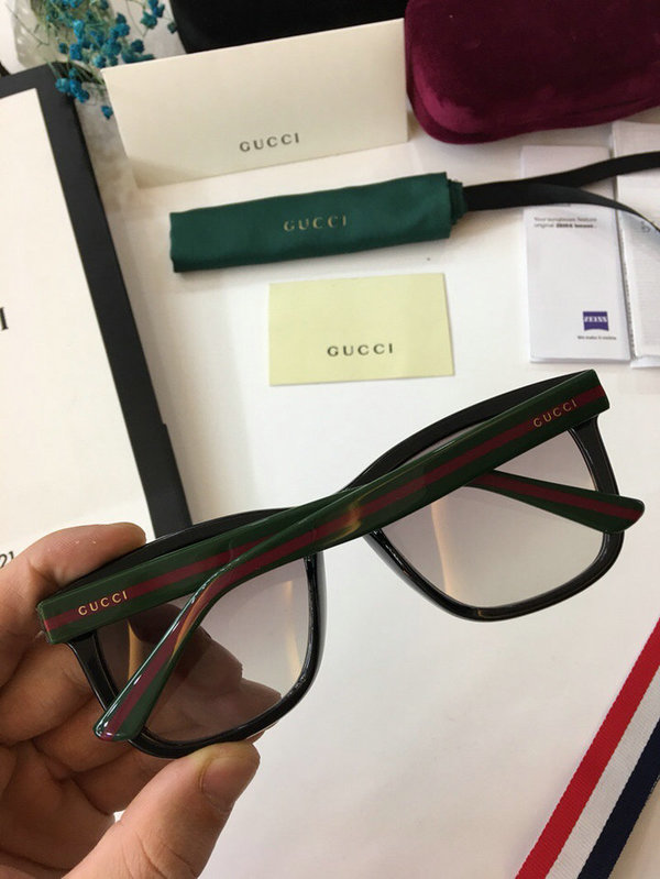 Gucci Sunglasses GGS150272G133