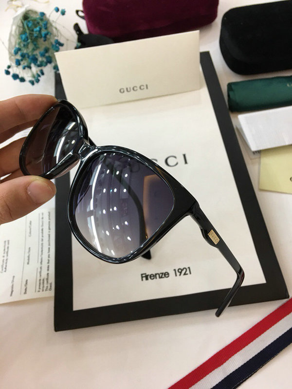 Gucci Sunglasses GGS150272G140