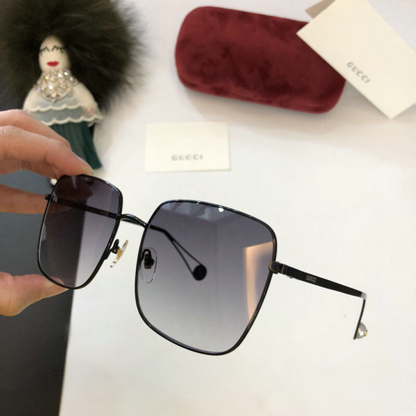 Gucci Sunglasses GGS150272G19