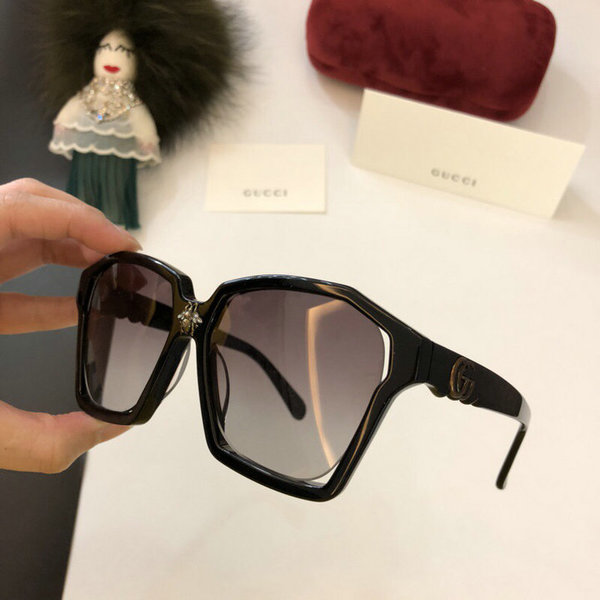 Gucci Sunglasses GGS150272G28