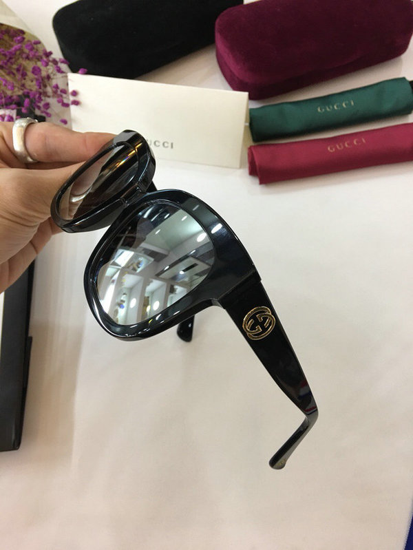 Gucci Sunglasses GGS150272G299