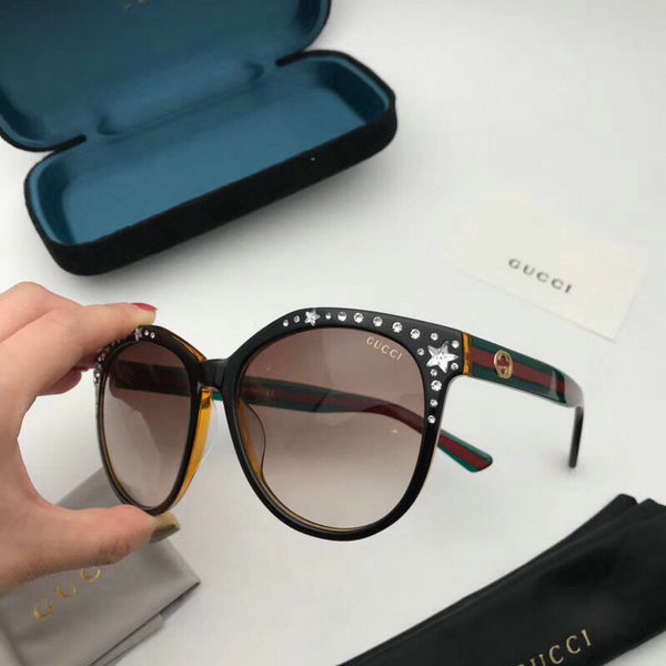 Gucci Sunglasses GGS150272G321