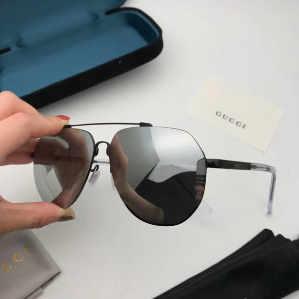 Gucci Sunglasses GGS150272G327