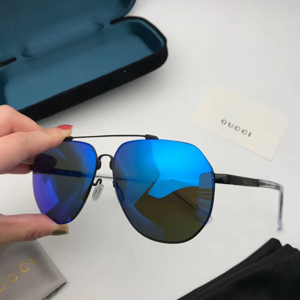 Gucci Sunglasses GGS150272G329