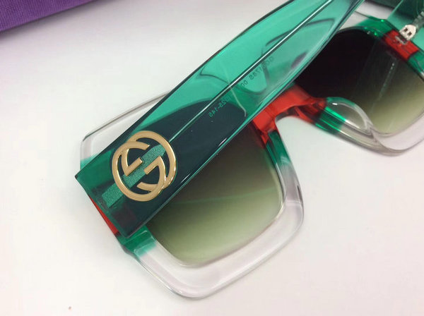 Gucci Sunglasses GGS150272G364